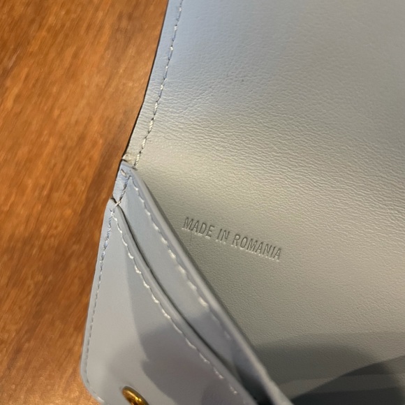 Authentic Burberry Wallet - Picture 3 of 4